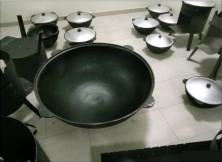 Узбекский казан чугунный 10л с крышкой + ляган 32 см+ шумовка в подарок
